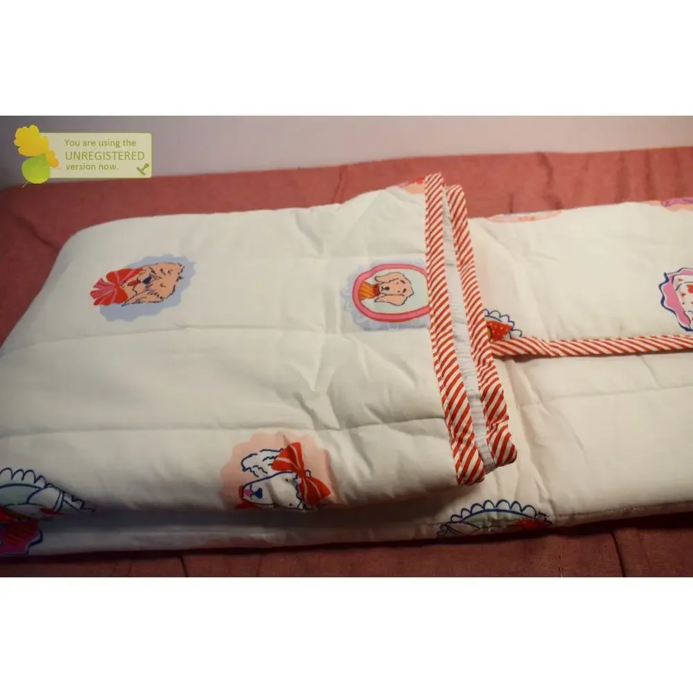 Pillowfort Twin Patisserie Pet Shoppe Kids' Quilt Set (Marks)